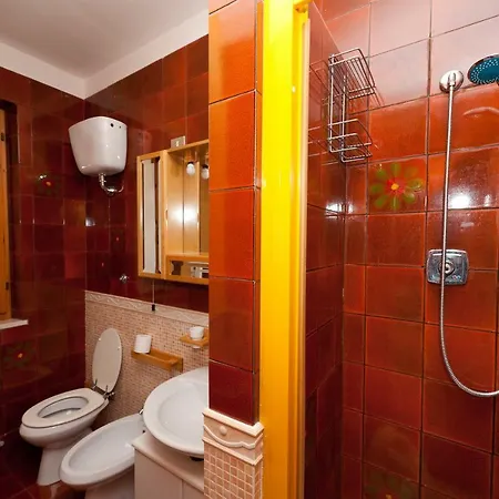 Oda ve Kahvaltı Casa Cettina 3*